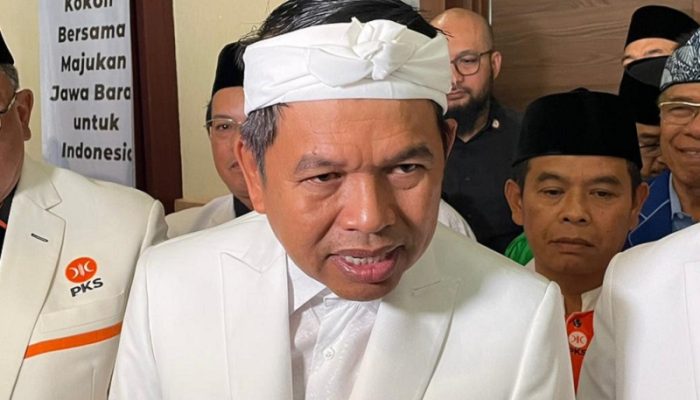 Dedi Mulyadi Janji Bantu 10 Motor dan Bangun Kembali Rumah Makan yang Dibakar Massa