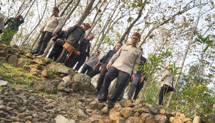 Misteri Pasir Lulumpang Garut, Situs Prasejarah dengan Lumpang Batu Raksasa