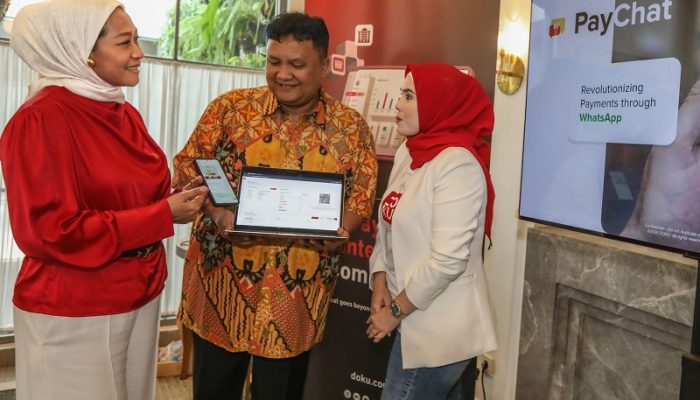 DOKU PayChat Resmi Diluncurkan, Transaksi via WhatsApp Kini Tanpa Pindah Aplikasi