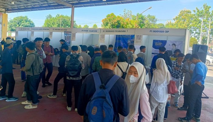 Ribuan Pencaker Serbu Job Fair 2025 Polres Purwakarta