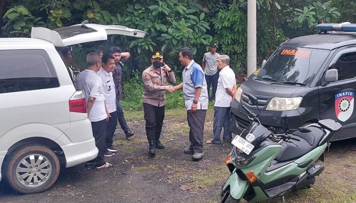 Perempuan 27 Tahun Ditemukan Tewas Bersimbah Darah di Purwakarta, Polisi Lakukan Autopsi