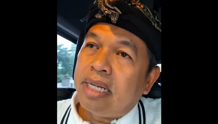 Ojol Tewas Ditabrak Brimob, Dedi Mulyadi Angkat Adik Affan Jadi Anak Asuh & Belikan Rumah