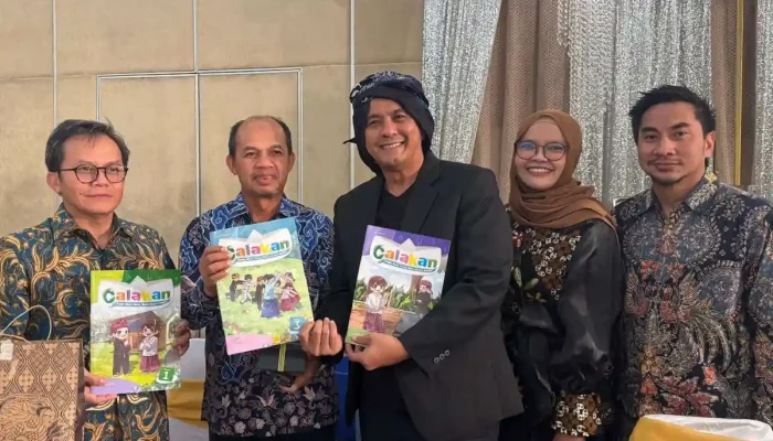 Berantas Buta Huruf Sunda, Buku Calakan Didorong Jadi Bahan Ajar Muatan Lokal