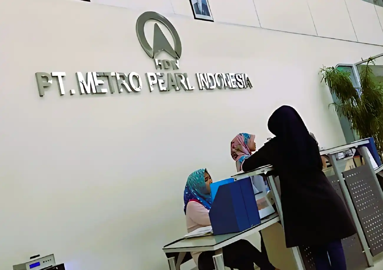 Pabrik PT Metro Pearl Indonesia Purwakarta buka lowongan kerja Safety Specialist dan Business Staff.