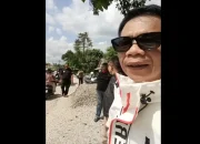 Perbaikan Jalan di Purwakarta Dikomplain Warga, Om Zein Sentil Kontraktor Soal Material