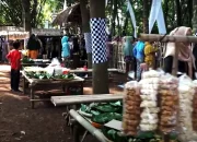 Jangan Nyari Burger di Sini! Pasar Unik di Purwakarta Ini Hanya Jual Kuliner Tradisional