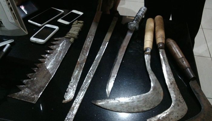 Polisi Gagalkan Tawuran Remaja di Karawang, Sita Sajam hingga Bom Molotov
