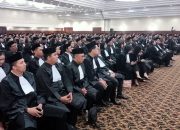 Peradi Lantik 560 Advokat Baru di Bandung, Otto Hasibuan Tekankan Integritas