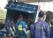 Truk Kontainer Tabrak Gerbang Tol Ciawi 2, Petugas Terluka dan Tiga Gardu Rusak