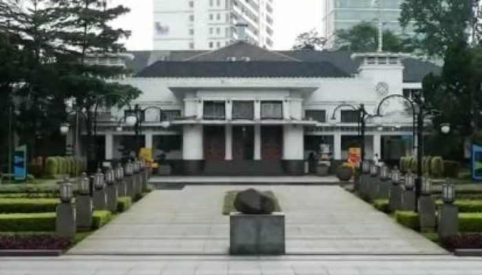 Pembatalan Proyek Insinerator Bandung: Bukti Lemahnya Tata Kelola Anggaran Pemkot