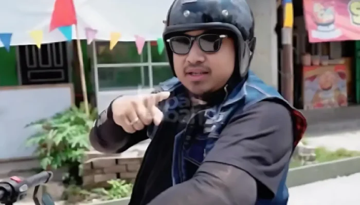 Banyak Dikeluhkan Warga, Jalan Kumpay Subang Akhirnya Ditinjau Kang Rey
