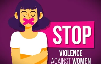 Ilustrasi pekerja perempuan Purwakarta dan perwakilan FSPMI berdiskusi tentang perlindungan dari pelecehan di tempat kerja.