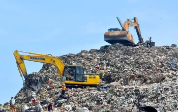 Alat berat mengolah sampah di TPA jadi listrik untuk PLN