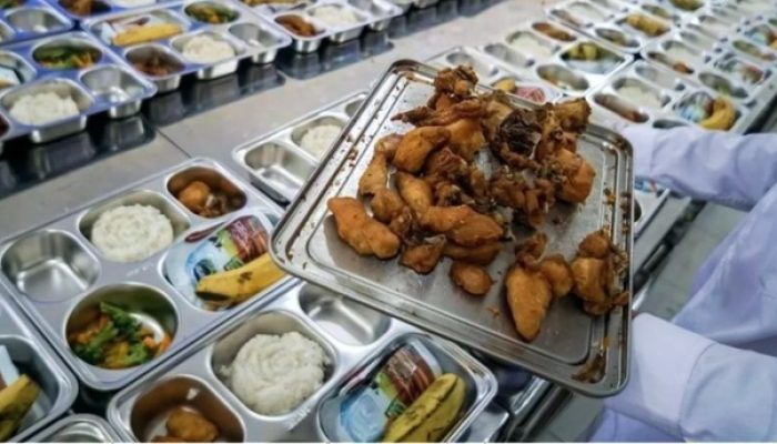 12 Siswa SD di Bekasi Diduga Keracunan Makan Bergizi Gratis, Enam Dibawa ke RS