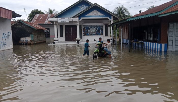 Puluhan Rumah dan Jalan Nasional di Sergai Terendam Banjir, BPBD Minta PUPR Perbaiki Drainase
