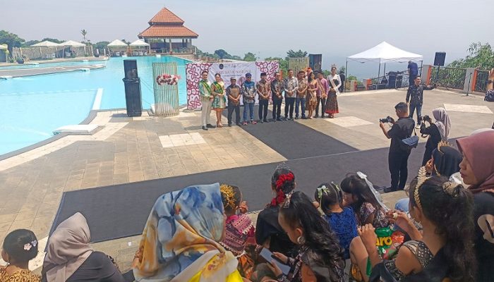Festival Hari Batik Nasional di Purwakarta Dorong Ekonomi Kreatif dan Pariwisata Lokal