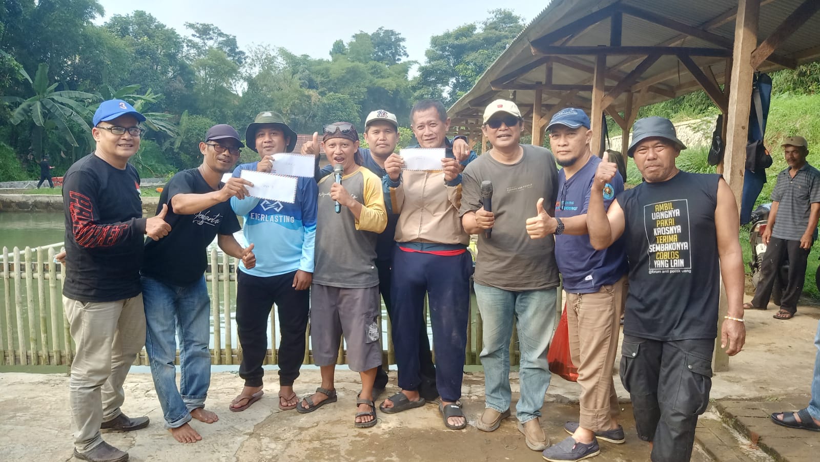 6 Tahun Jurnalis Hukum Bandung: 1,5 Kuintal Ikan Mas Ditebar dalam 'Fun Fishing' Ceria di Cimaung