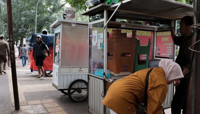 DPRD dan Pemkot Bandung Ubah Paradigma: PKL Kini Jadi Penggerak Ekonomi Kota