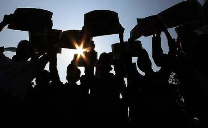 Aksi nasional KSPI di Jakarta desak pemerintah naikkan upah minimum 2025