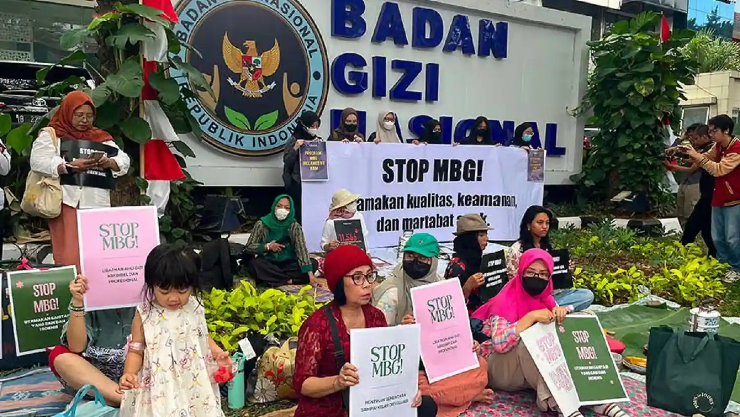 Aksi Piknik Protes Suara Ibu Indonesia desak pemerintah hentikan program Makan Bergizi Gratis (MBG)