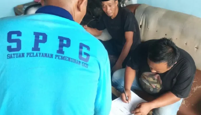 5 Tahun Nganggur, Warga Purwakarta Kini Digaji Rp100 Ribu per-Hari di Dapur MBG