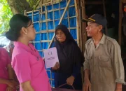 Peduli Sosial, Bhayangkari Purwakarta Bagikan Sembako untuk Warga Kurang Mampu