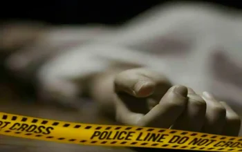 Petugas Polres Subang melakukan olah TKP kasus ayah bunuh anak di Desa Majasari, Cibogo.