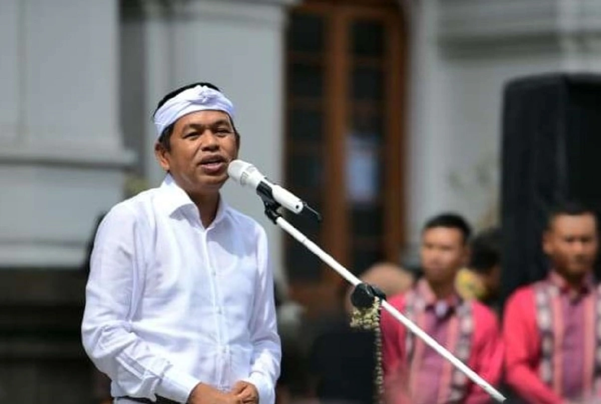 Dedi Mulyadi umumkan proyek infrastruktur terburuk Jawa Barat lewat media sosial