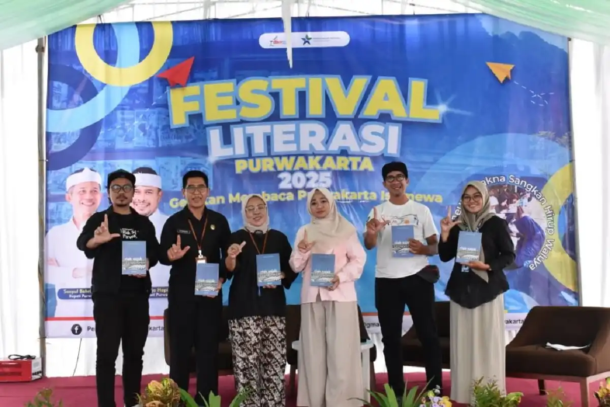 Festival Literasi Purwakarta 2025 pembukaan dan aktivitas pengunjung