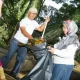 Warga Antapani Tengah menunjukkan inovasi Jasmin Integrated Farming yang menuntaskan sampah 100% dari sumbernya.
