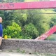 Olah TKP di Jembatan Merah Jatiluhur, lokasi pembuangan jasad Dina Oktaviani.