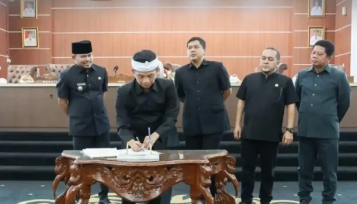 KUA-PPAS APBD 2026 Disahkan, DPRD dan Bupati Purwakarta Prioritaskan Anggaran Rakyat