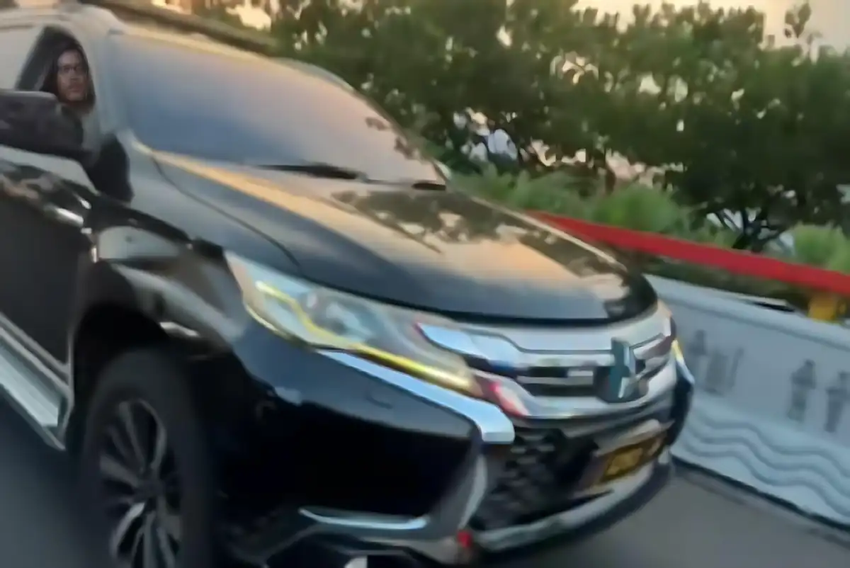 Kapolres Tasikmalaya tunjukkan pelat Polri palsu dari Pajero viral Bandung
