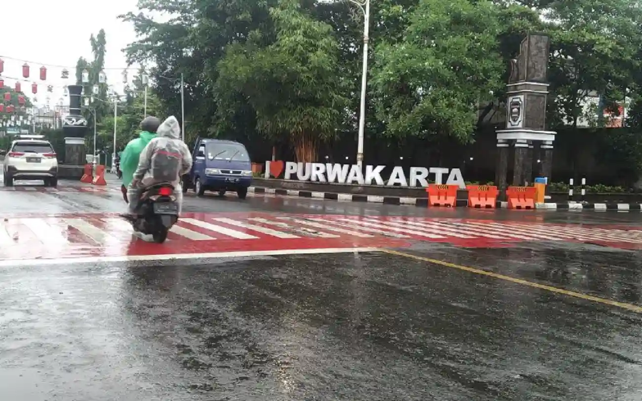 Tips kesehatan musim hujan Purwakarta, menjaga imun dan mencegah penyakit