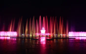 Pengambilan tiket gratis Air Mancur Sri Baduga Purwakarta Sabtu malam