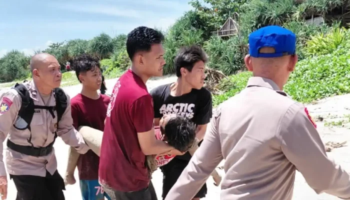 Tragedi di Pantai Karangpapak Garut, Wisatawan Bandung Terseret Ombak
