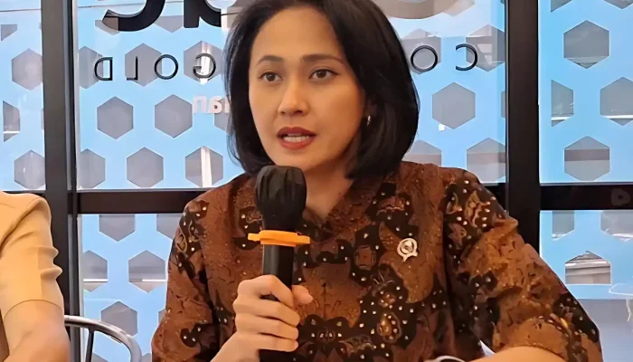 5 Kali Seminggu WNI Terbang ke Kamboja, Wamen P2MI: Tak Mungkin Wisata