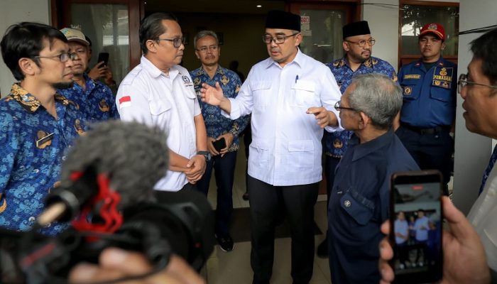 Fokus Benahi Permukiman, Farhan: Masalah Utama Kota Bandung Ada di Lingkungan Warga