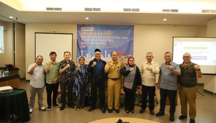 DPRD Bandung: Kunci Keberhasilan Penataan PKL, Pendekatan Persuasif yang Humanis dan Berkeadilan