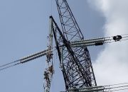 Rekonduktoring SUTT 150 kV Rampung, PLN Perkuat Jalur Listrik Industri Cikarang-Karawang