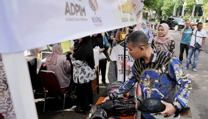 Barbequ Digelar di Gedung Sate, Wagub Erwan Siap Sumbang Jersey Persib