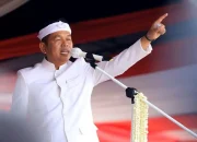 Cegah Banjir, Dedi Mulyadi Desak Kades Kebut Normalisasi Sungai Karawang