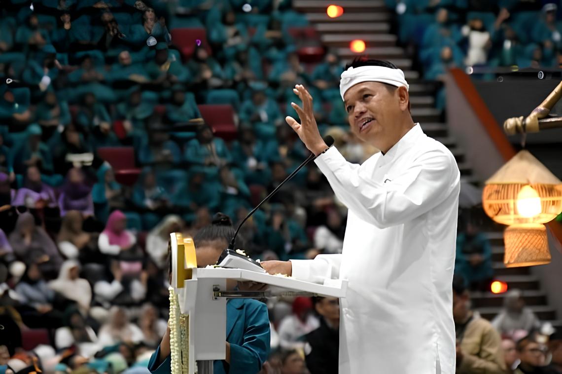 Penataan kawasan luar Gedung Sate Bandung