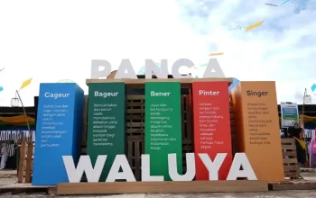 Pengunjung padati West Java Festival 2025 hari pertama di Kiara Artha Park Bandung.