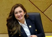 MKD DPR Sidangkan 5 Anggota Nonaktif, Nafa Urbach Dilaporkan Hedon dan Tamak