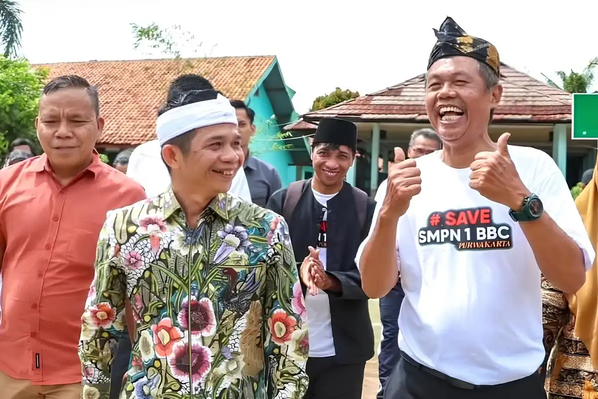 Bupati Purwakarta meninjau SMPN 1 Babakancikao setelah kemenangan kasasi MA