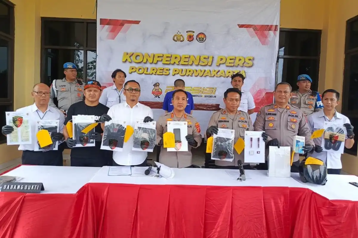 Kapolres Purwakarta AKBP Anom konferensi pers pengungkapan siswi SMP Purwakarta dibunuh kenalan Medsos