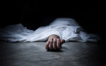 Evakuasi pria tanpa identitas tewas gantung diri di Flyover Pasupati Bandung