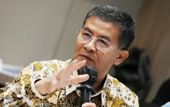 Wagub Erwan Setiawan presentasi Keterbukaan Informasi Publik Jabar 2025.