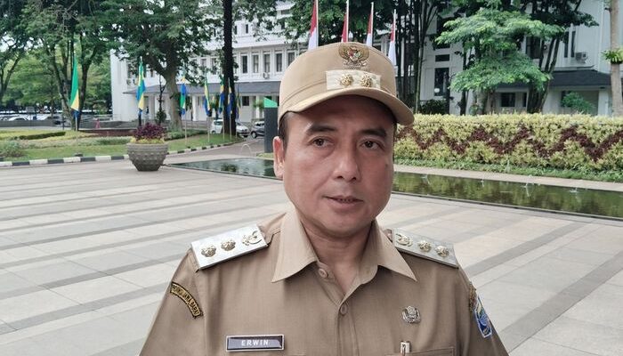 Meski Jadi Tersangka Korupsi, Kejari Tak Kunjung Tahan Wakil Wali Kota Bandung
